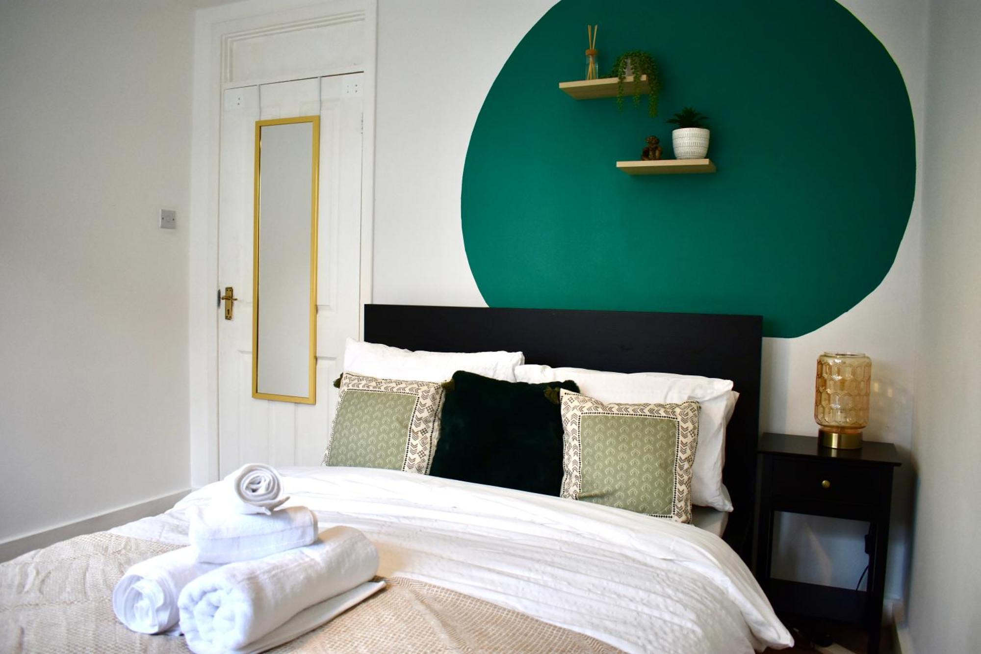 Luxury 2 Bedroom Apartment, Parking, Few Minutes Walk From Wembley Stadium London Exteriör bild