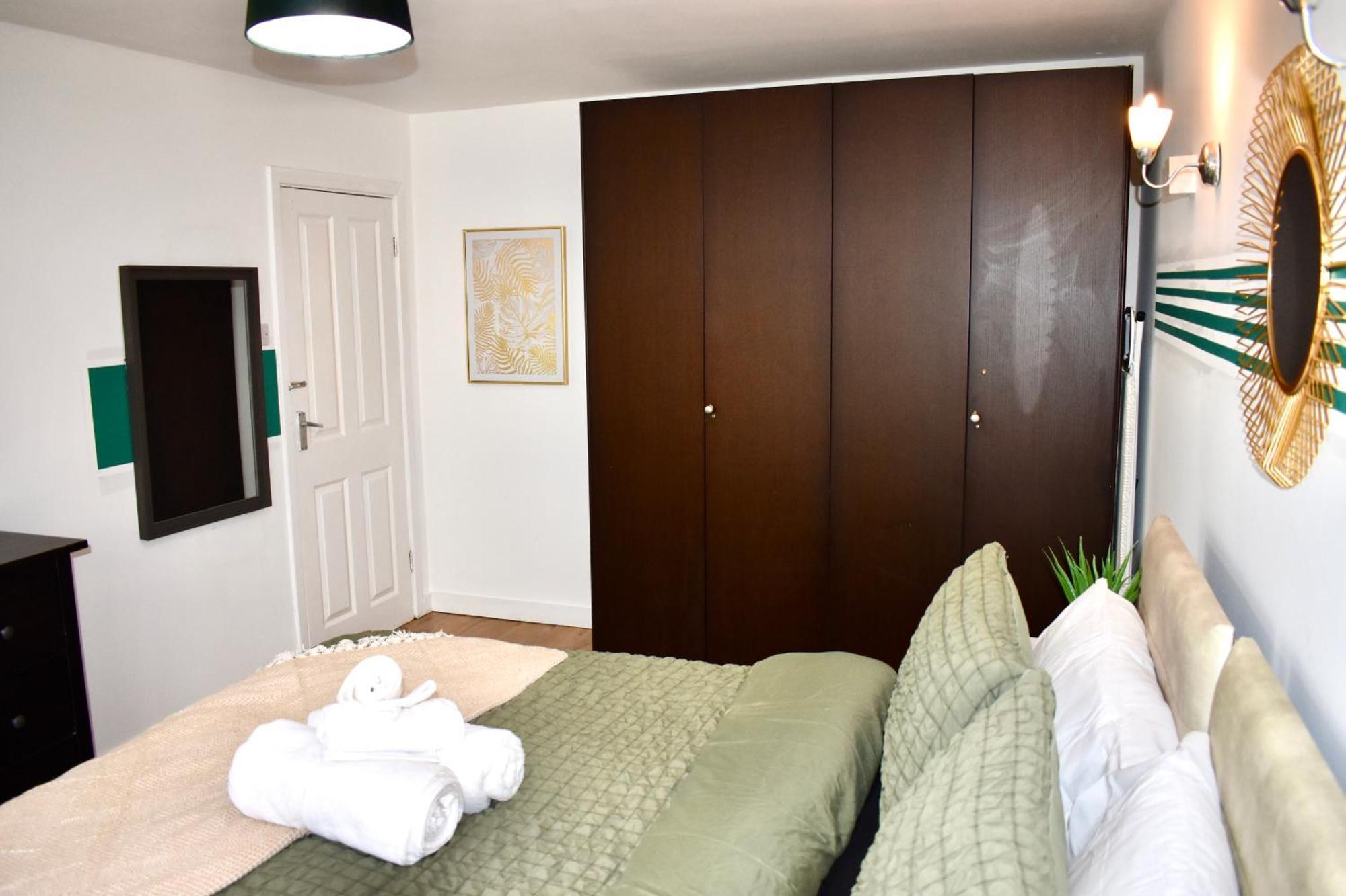Luxury 2 Bedroom Apartment, Parking, Few Minutes Walk From Wembley Stadium London Exteriör bild